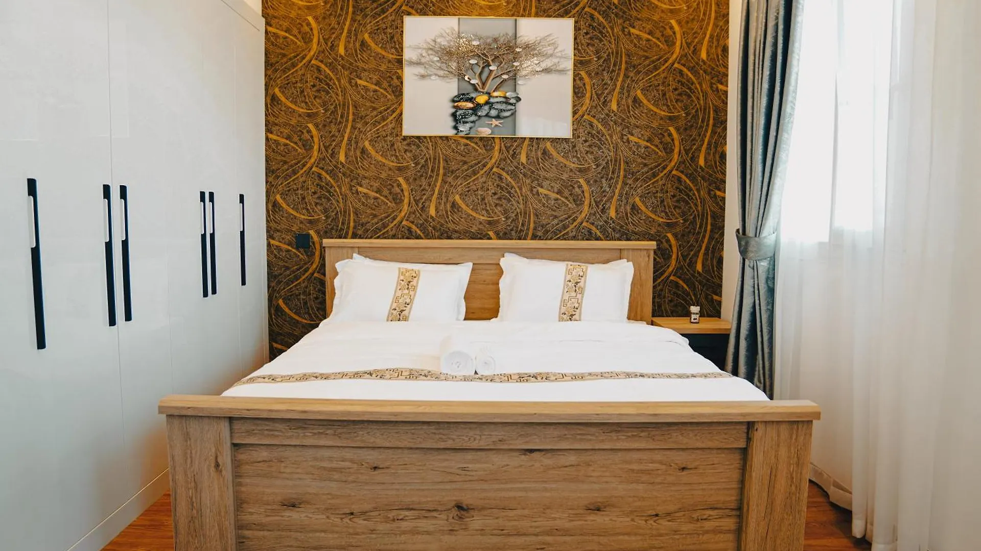 Charming 2-Bedroom Villa In The Springs 14-By Al Sarya Holiday Home Dubai