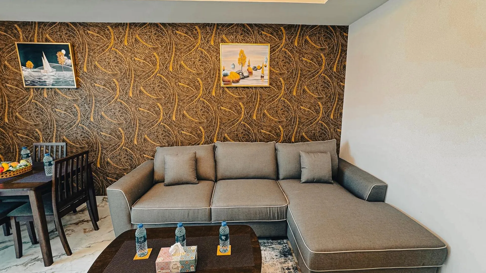 Charming 2-Bedroom Villa In The Springs 14-By Al Sarya Holiday Home Dubai 0*,